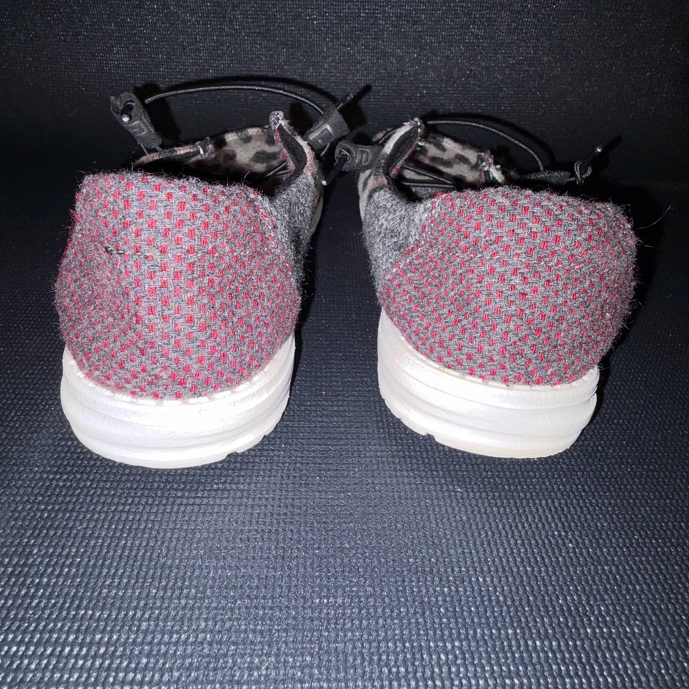 Hey Dude Women’s Wendy Patchwork Java Shoes Size 9 - image 6